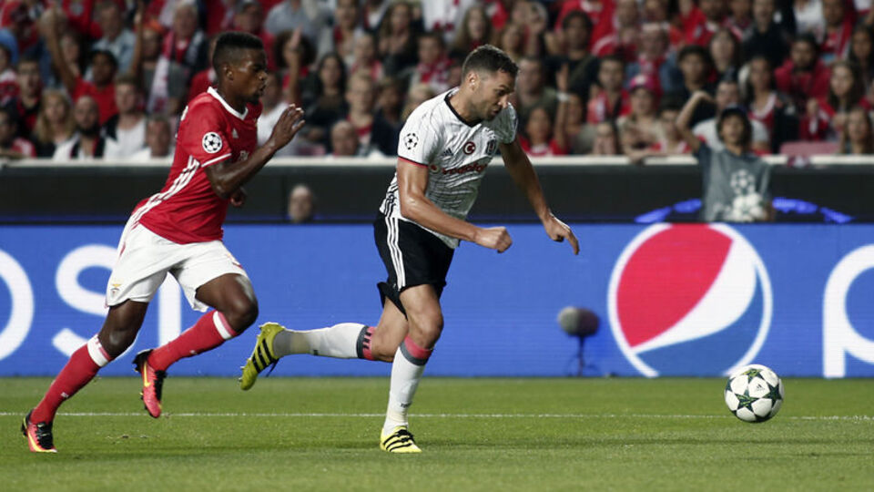 Tosic 'Salı' 11'inde!