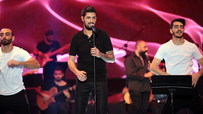 "Seni orada görmek benim için..."