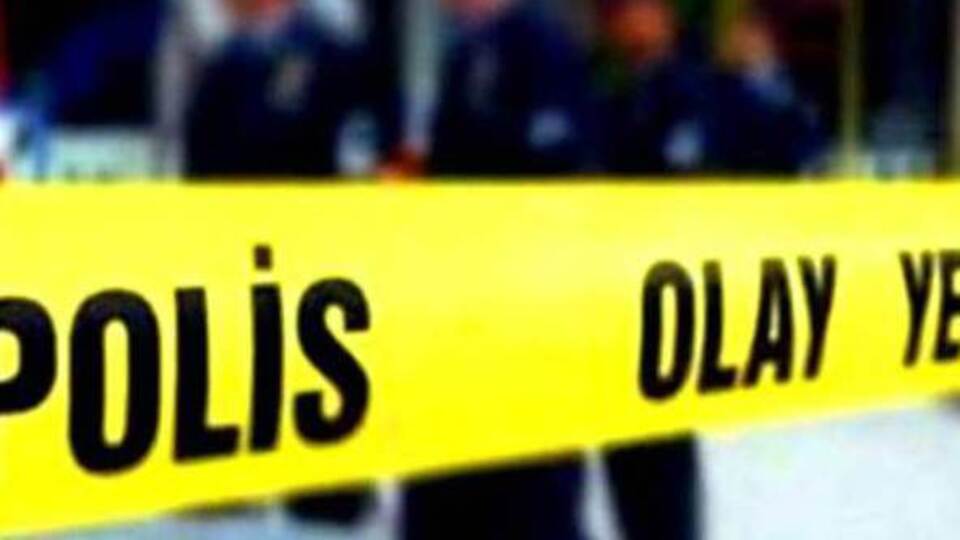 Asker AVM'de canına kıydı