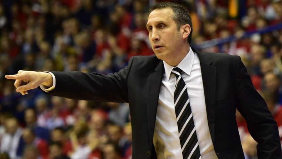 Blatt'e şampiyonluk yüzüğü