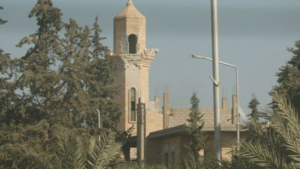 ABD Suriye'de rejime ait askeri üssü vurdu: 62 ölü