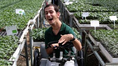 'Okuyamaz' dediler, spastik engelli Ahmet 2'nci üniversiteye başladı!