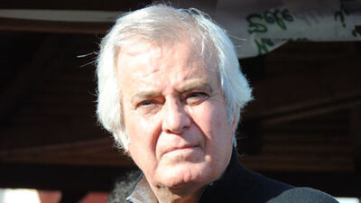 Tarık Akan'a veda... Son yolculuğuna uğurlandı...