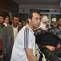 17 yaşındaki genç düğün evini kana buladı!