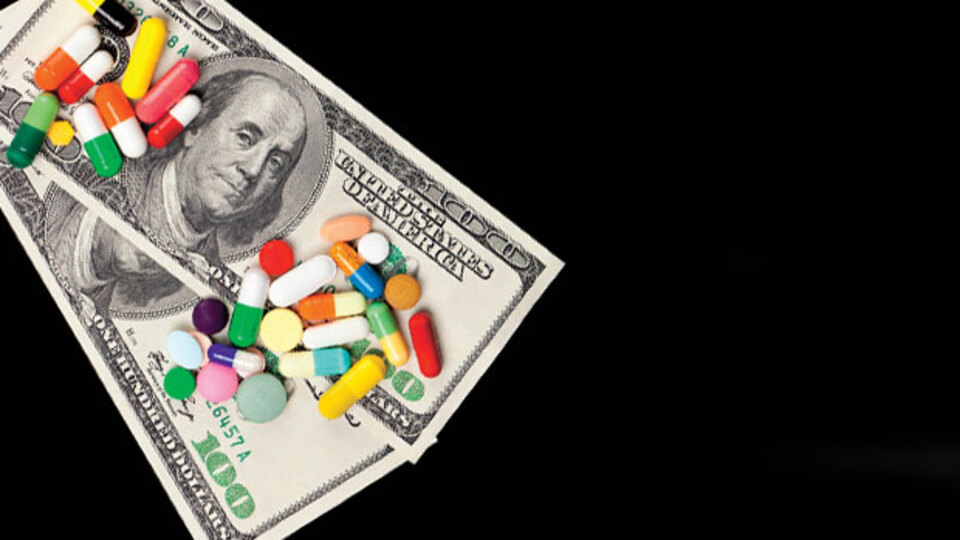 İzninizle yaşayalım! Tarık Akan gitti, artık susmayalım!