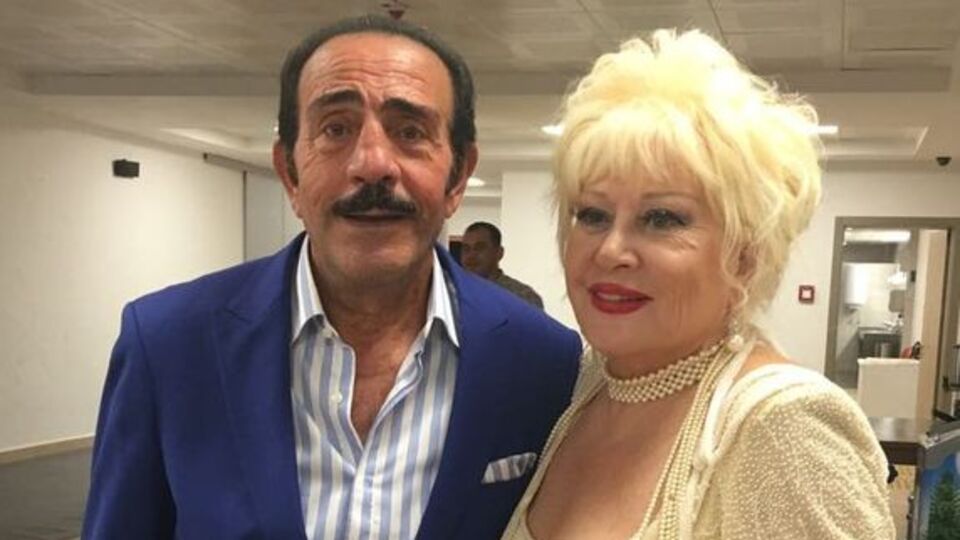 Sarmaş dolaş hasret giderdiler