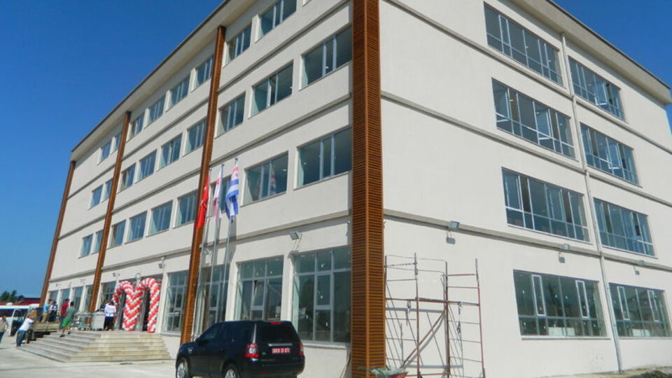 Gürcistan'da ilk Türk devlet okulu açıldı