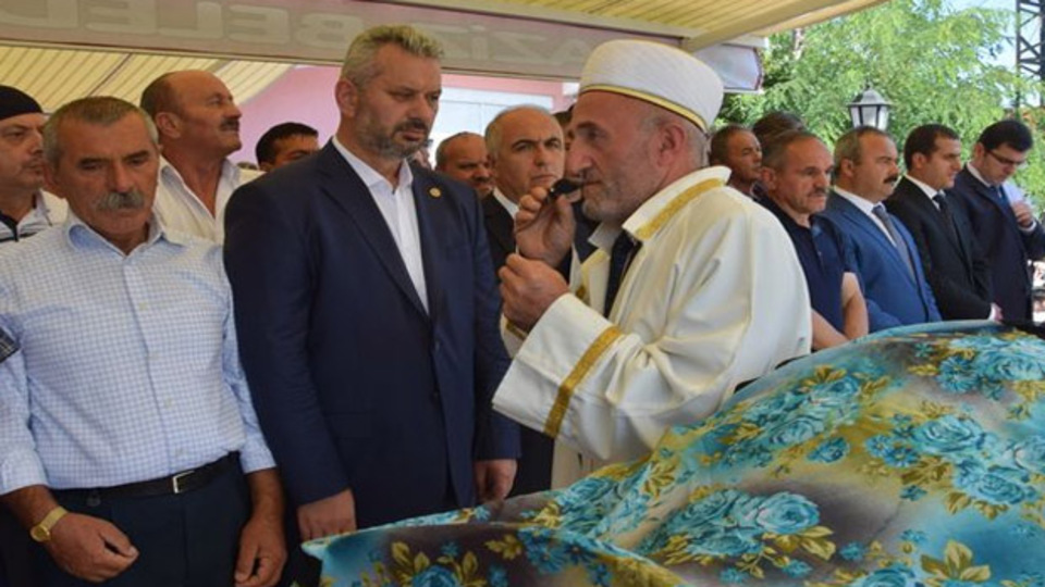 AK Partili vekili yıkan haber