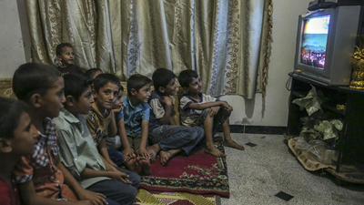 Cerabluslular Türkiye'den sağlanan elektrikle aydınlığa kavuştu