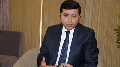 Demirtaş: Asker ve polis silah bıraksın demiyoruz