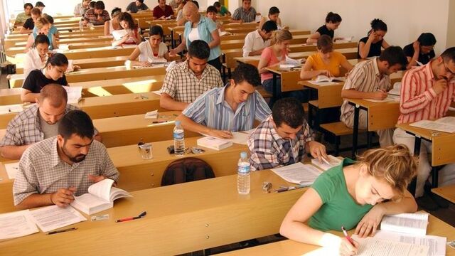 AÖF kayıt yenileme işlemleri ne zaman?