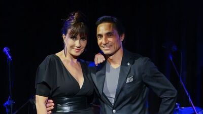 Tarık Akan'a şarkılı anma