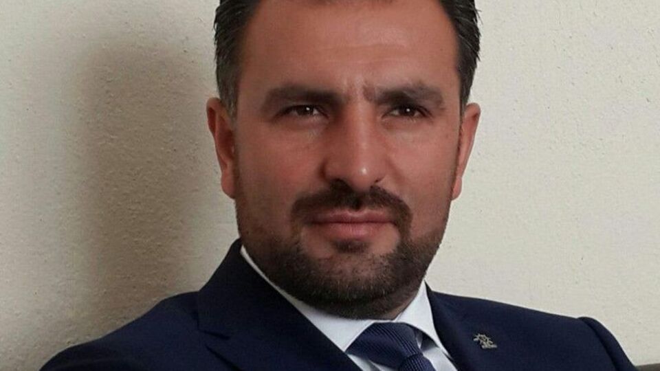 AK Parti ilçe başkanı FETÖ'den tutuklandı