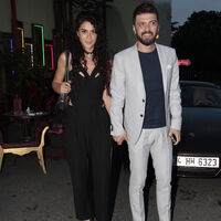 'Çok sıkıldık evleniyoruz'!