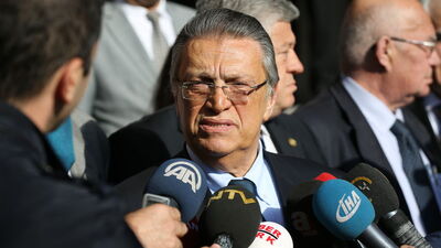 Eski Başbakan Yılmaz ABD'de darbe girişimini anlattı