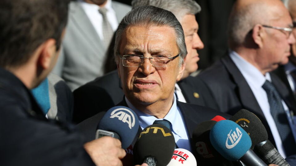 Eski Başbakan Yılmaz ABD'de darbe girişimini anlattı