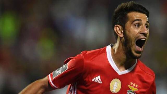 Benfica 2. yarıda açıldı
