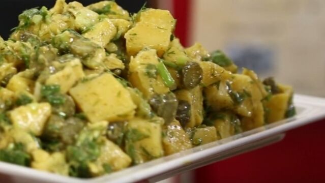 Avokadolu Patates Salatası
