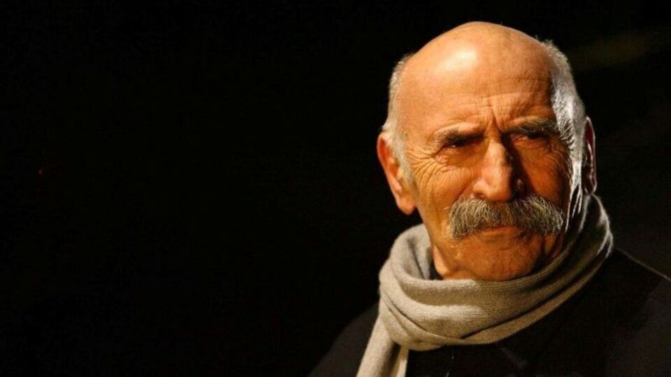 "Herkes ölür yeğen... Kimi toprağa gömülür, kimi yüreğe..."
