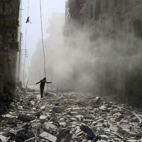 Halep'te yoğun bombardıman!