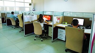Denizli'ye 400 kişilik çağrı merkezi