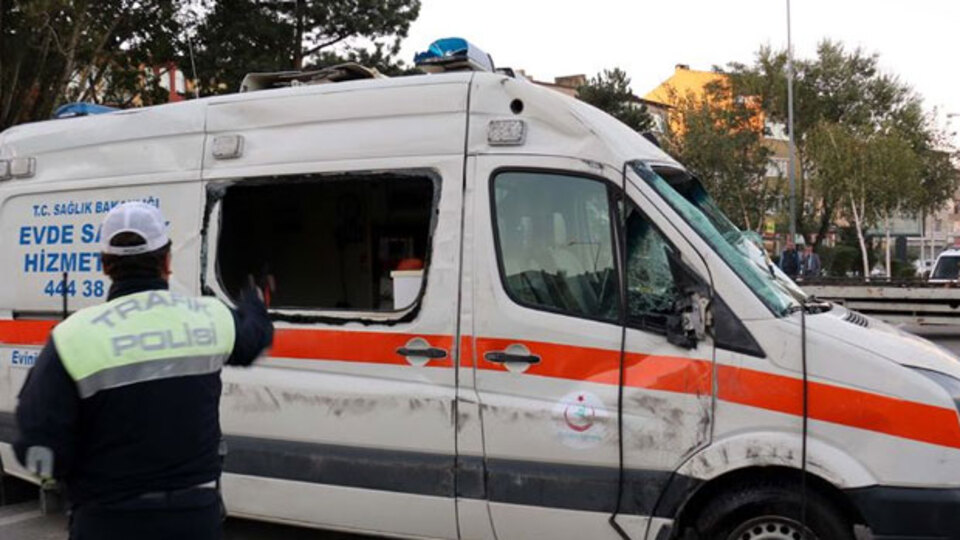Hastaneye giden ambulans kaza yaptı!