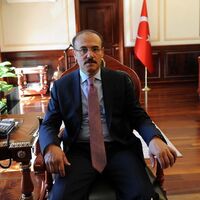 Yozgat Valisi: Bar, pavyon ve ona benzer çalışan gazinoları kapattık