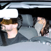 "Sizin burada ne işiniz var?"