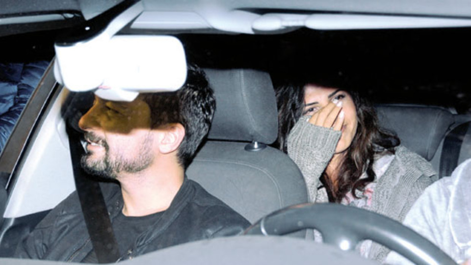 "Sizin burada ne işiniz var?"