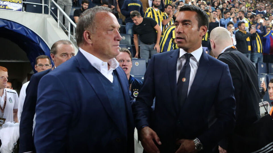 Advocaat, eski öğrencisine karşı