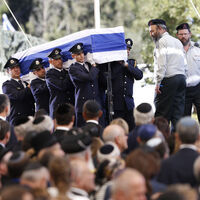 İsrail eski Cumhurbaşkanı Peres toprağa verildi