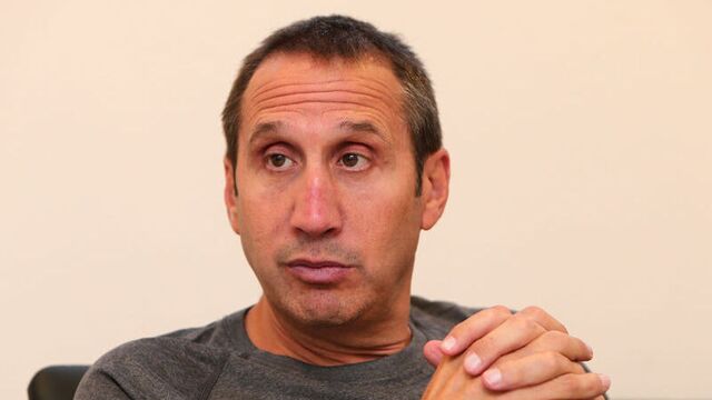 Blatt'in gözü Avrupa'da