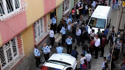 Bunalıma giren genç çamaşır ipiyle kendini astı