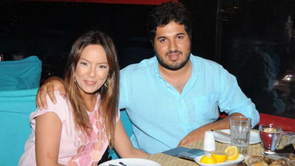 Boşanma dilekçesini verdi