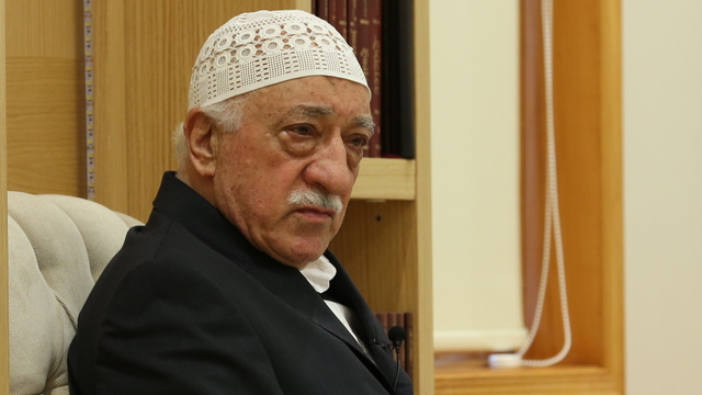 FETÖ elebaşı, Green Card'ı nasıl aldı?