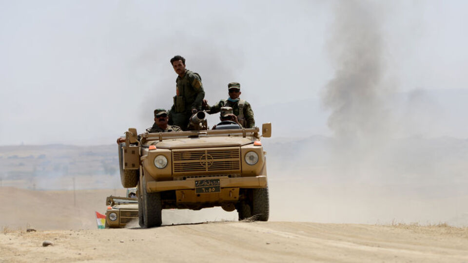 Peşmerge Musul'u bombalıyor