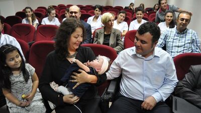 Azra bebek 380 gram doğmuştu! Şimdi ise...