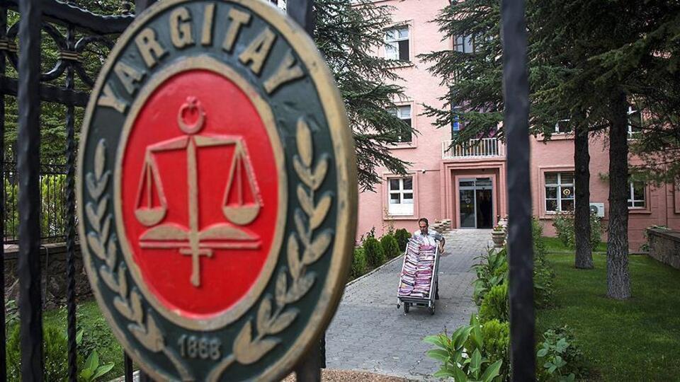 FETÖ firarisi savcı için kırmızı bülten
