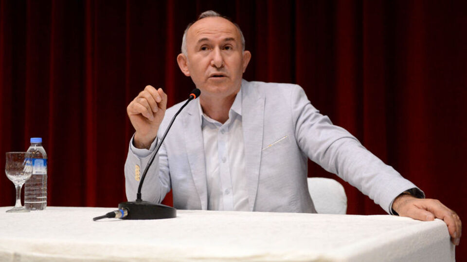 Ünlü tarihçinin oğlu hayatını kaybetti