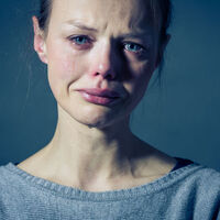 Mutlu görünmenize rağmen acı çekiyorsanız...