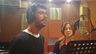 Filmin şarkısı oyunculara emanet