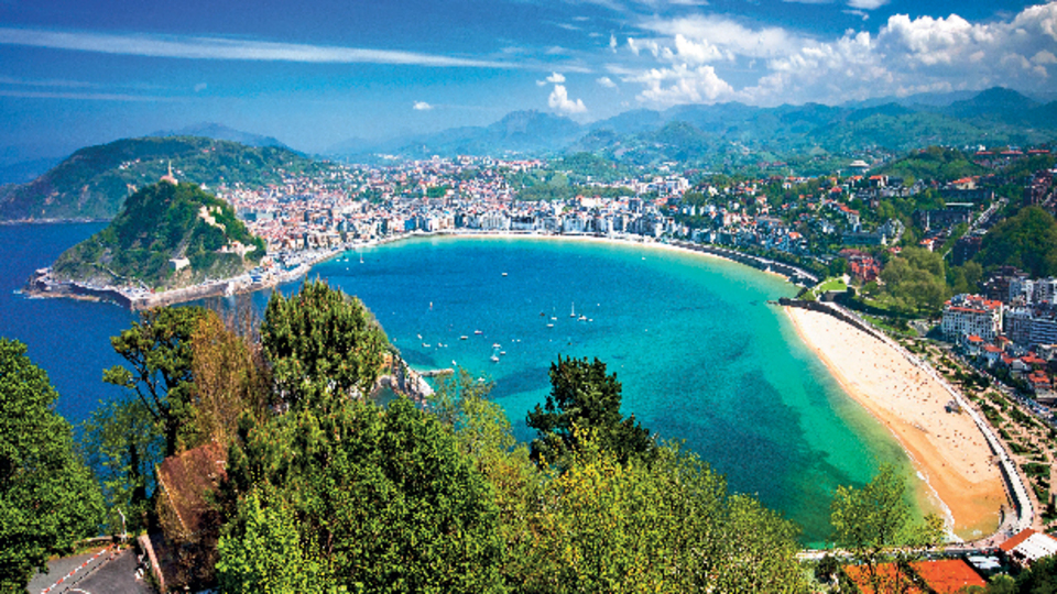 Tapas peşinde lezzet turu