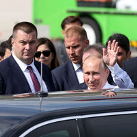 Bakan Albayrak: Barış için paylaşalım