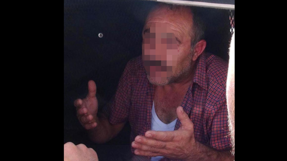 Cezaevinde kendini astı