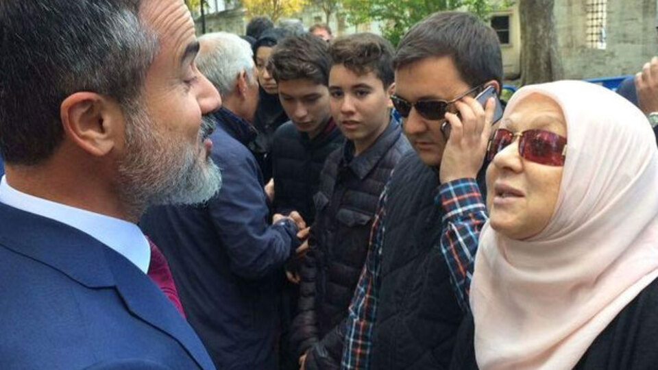 Unakıtan cenazesinde ilginç diyalog