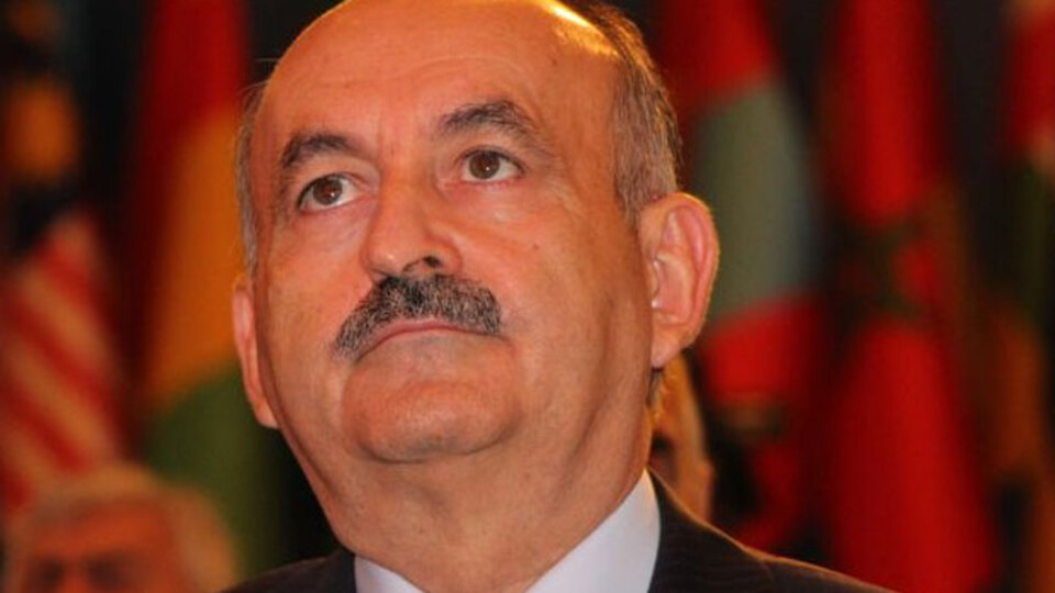 Kamuya memur alımı durduruldu!