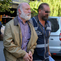 Firari amiral böyle gizlenmiş!