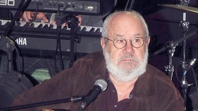 Bülent Ortaçgil hayranlarını mest etti