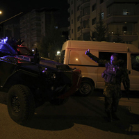 Ankara'da terör operasyonu! Bir canlı bomba ölü ele geçirildi...