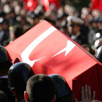 Hakkari'den acı haber! Biri yüzbaşı iki şehit